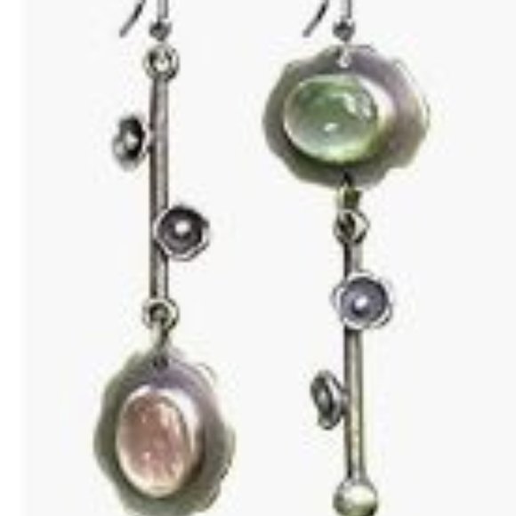 #178 Boho Vintage Flower Drop Earrings - Picture 2 of 2